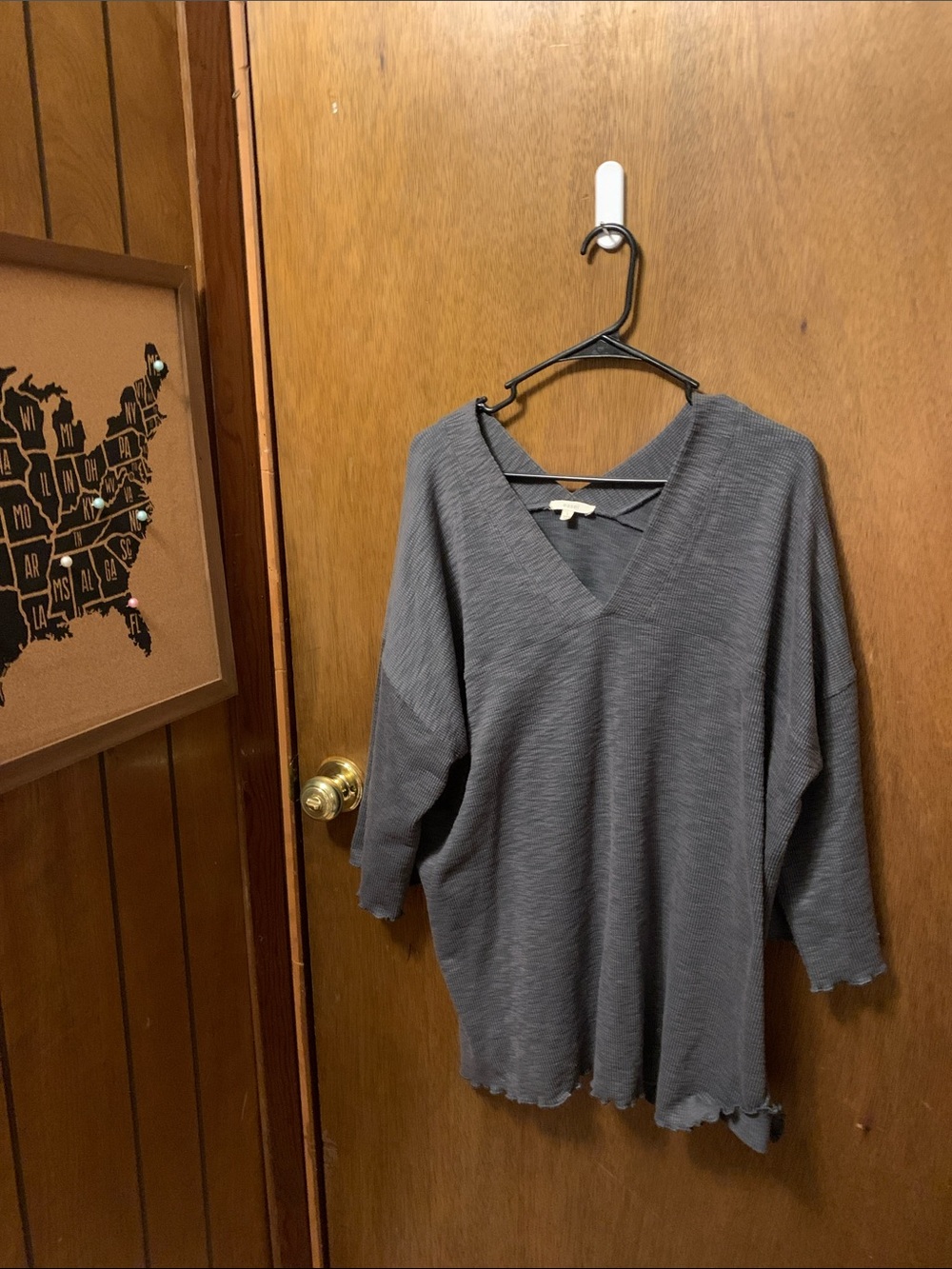 easel Gray V-Neck Lightweight Knit Sweatshirt